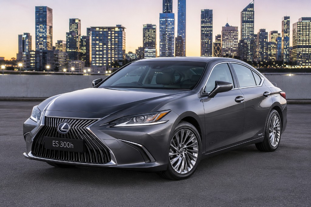 Lexus ES 300h luxury hybrid sedan